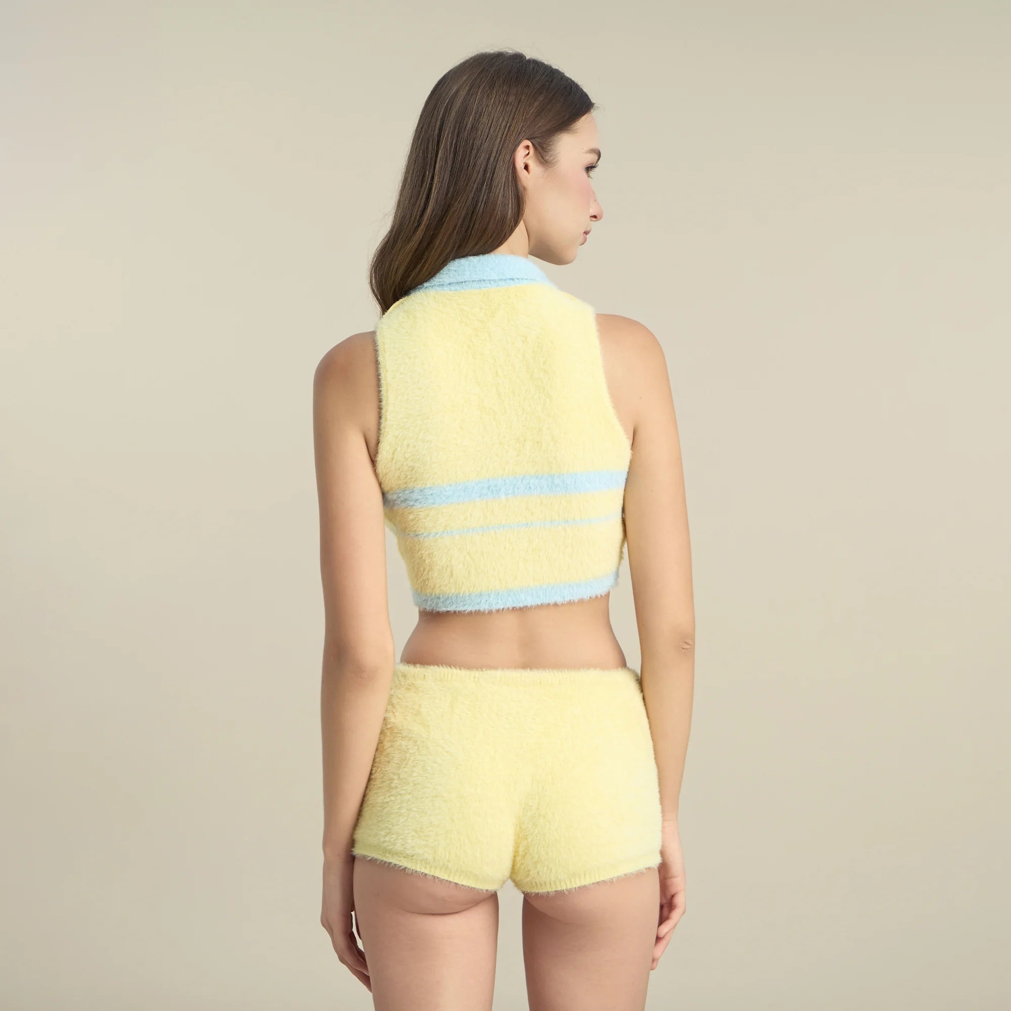 138loveyourself/ Summer 26' Fuzzy Knit Croptop-2